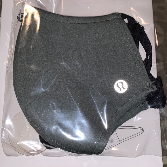 Lululemon Face Mask - Picture 3 of 4